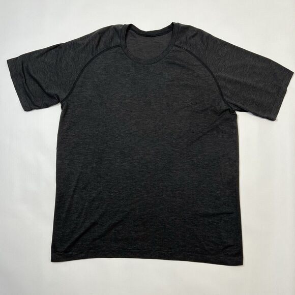 Lululemon Shirt Mens 2XL Metal Vent Performance Mesh Dot Gray Movement Medicine - Picture 1 of 10